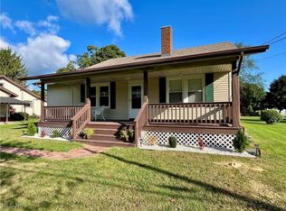 3802 E Center St, Conneaut, OH 44030