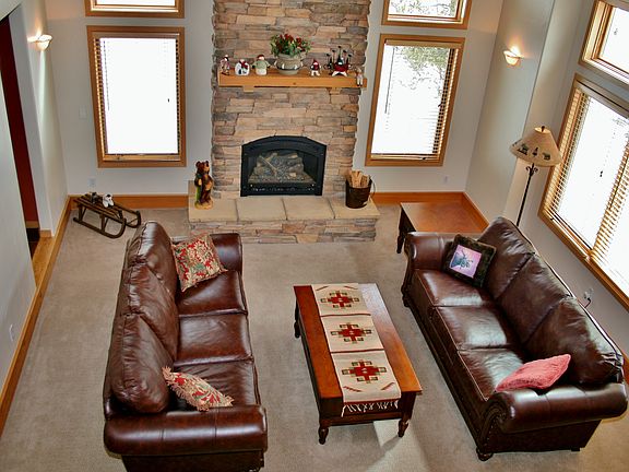 Great Room w/stone fireplace