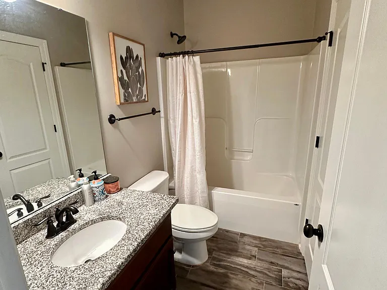 6436 Midtowne Ln NW — Photo 12
