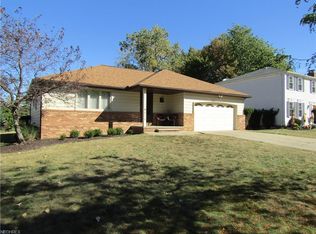 6110 Night Vista Dr, Parma, OH