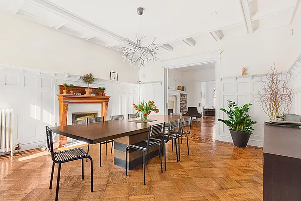 Sold by Compass | media 4