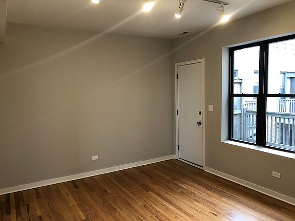 2nd image of 4817 N Christiana Ave APT 1E