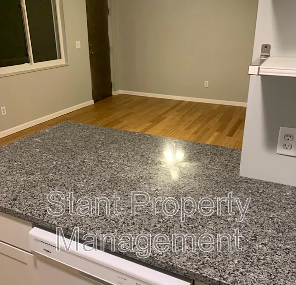 189 W Patterson Ave #G — Photo 5