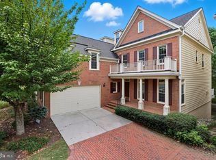 705 Oak Knoll Ter, Rockville, MD