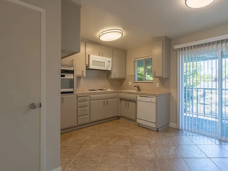 Elegante Apartments ~ Exceptionally Spacious, Unique and a Must See Community! — Photo 38