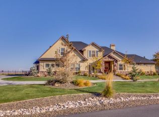 3690 E Vantage Pointe Ln, Meridian, ID 83642