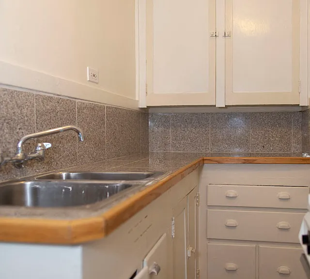 East Evans Apartments — Photo 40