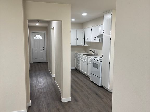 5th image of 190 N 4th Ave