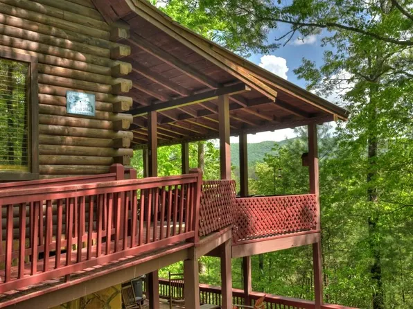 278 Mountain View Cir, Blue Ridge, GA 30513