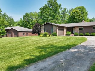 1296 W Nielsen Rd, Sanford, MI 48657