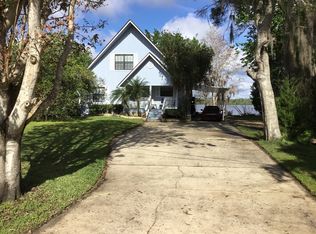 158 Rivershore Dr, San Mateo, FL 32187