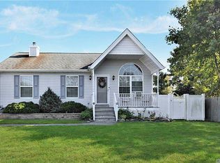 137 Cranberry Dr, Mastic Beach, NY 11951