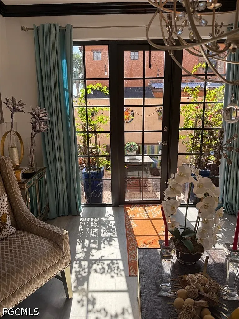 2 bed, 2.5 bath, 1674 sqft, $7,500 — Photo 4