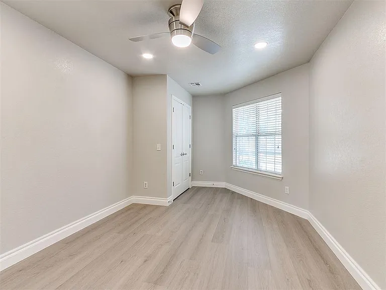 1305 Melisa Dr — Photo 25