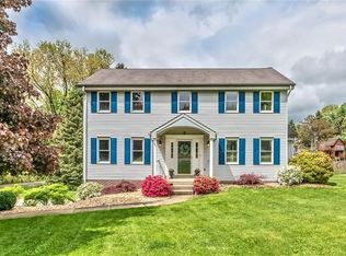 10000 Pine Ridge Dr, Wexford, PA 15090