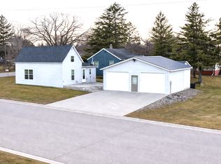 302 W Fir Ave, Frazee, MN 56544