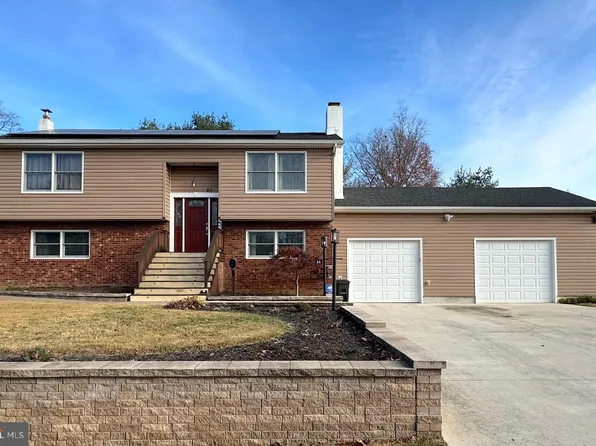 85 Gibson Ave, Mount Holly, NJ 08060