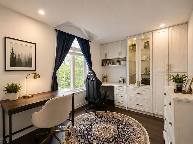 37 Royal Gala Cres #MAIN FLOOR — Photo 15
