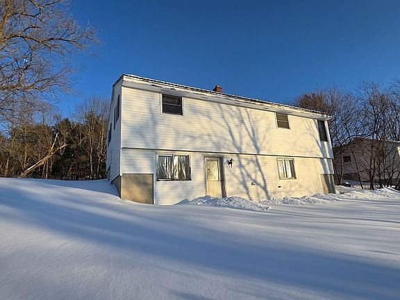 3rd image of 332 Church Hill Road