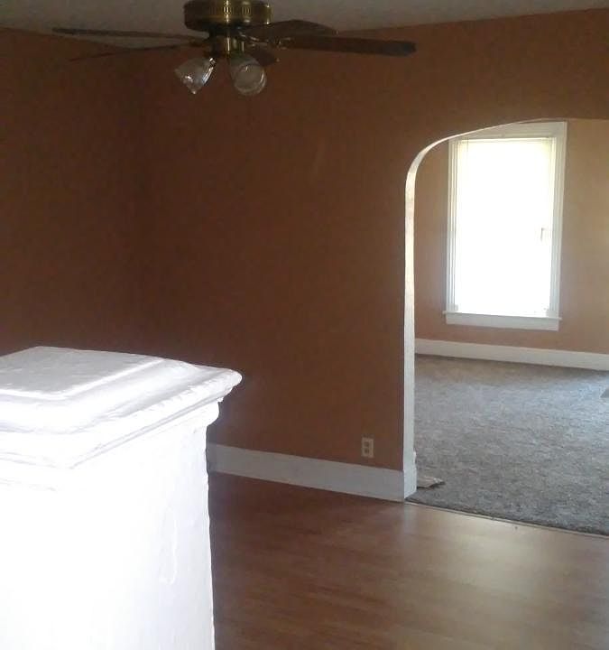 1st image of 2312 Lakeview Ave