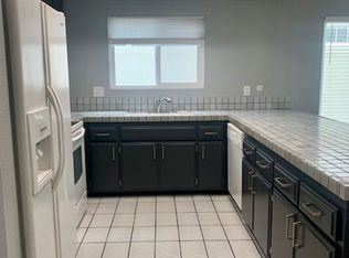 411 3rd St, Encinitas, CA 92024