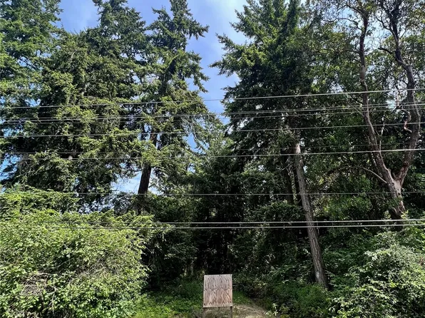 261 Lake Louise Drive SW, Lakewood, WA 98498