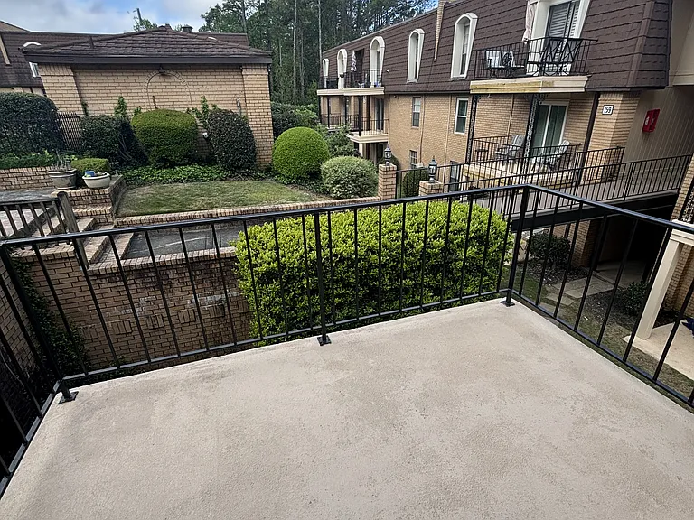 181 Old Montgomery Hwy #B — Photo 33