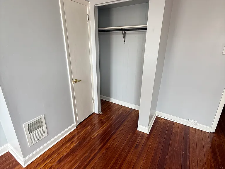 2630 E Birch St — Photo 8