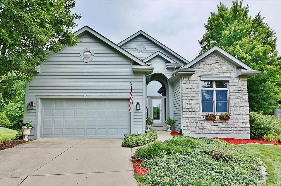 1st image of 9687 Greenside Ct