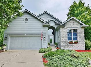 9687 Greenside Ct, Dayton, OH 45458