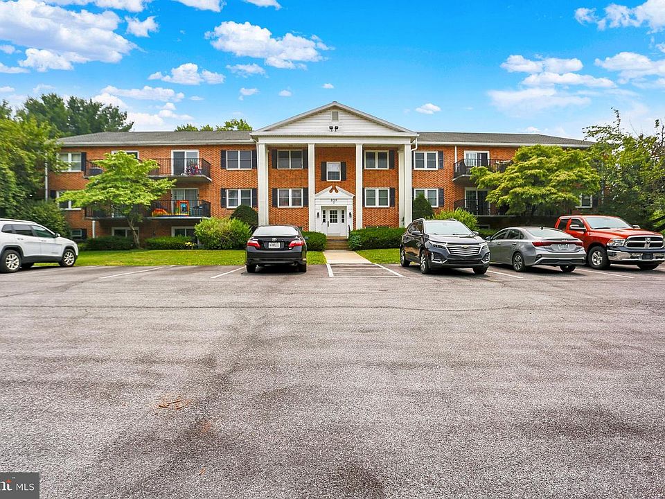1st image of 2109 Cedar Run Dr APT 307