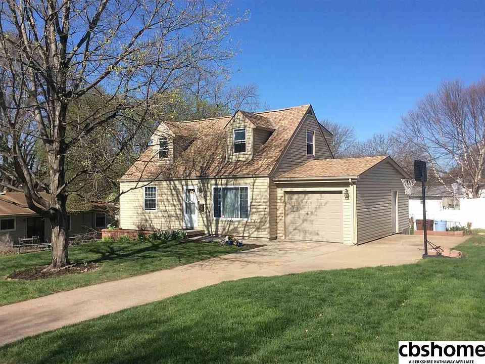 1st image of 4860 Krug Ave