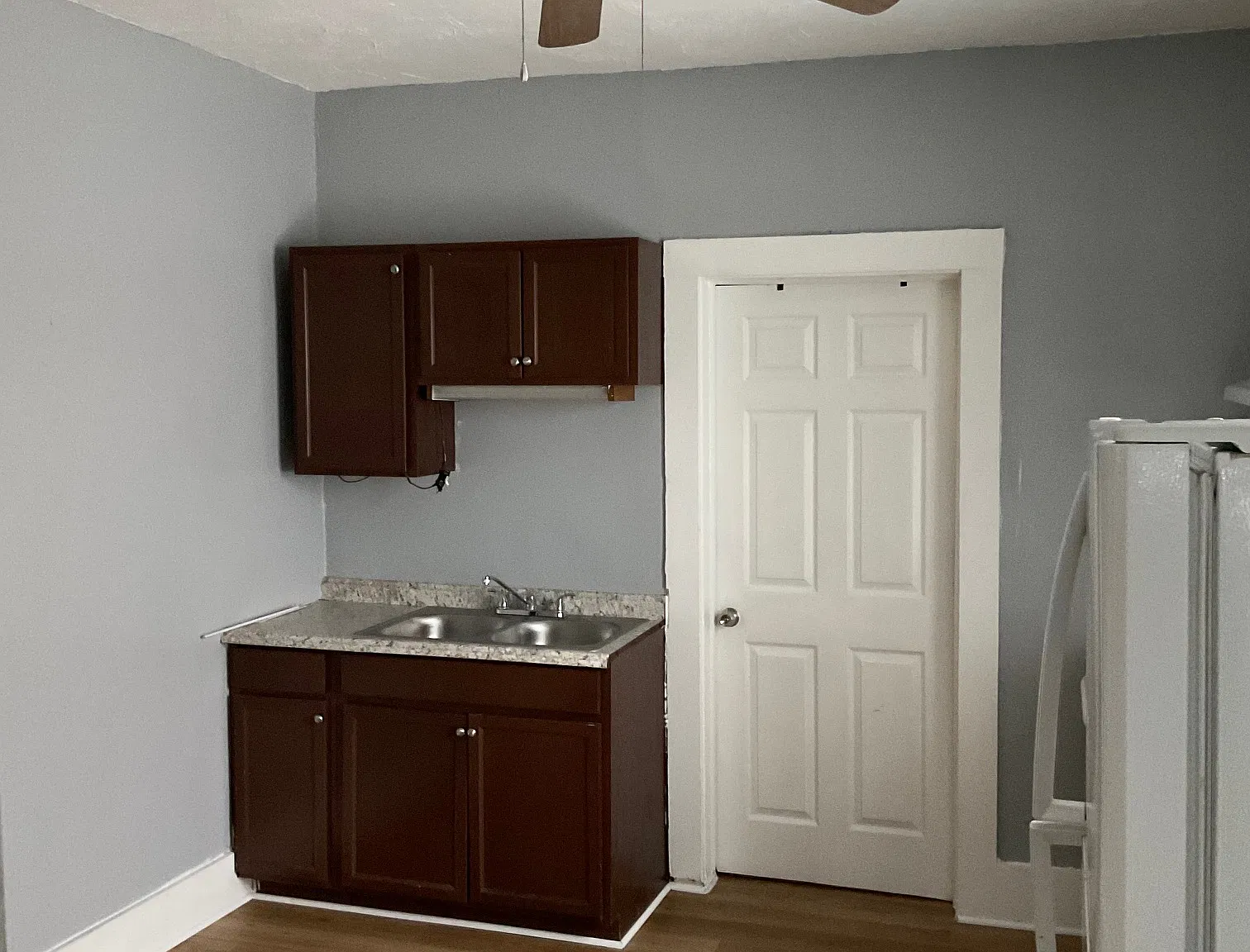 2 bed, 1100 sqft, $1,600 — Photo 2