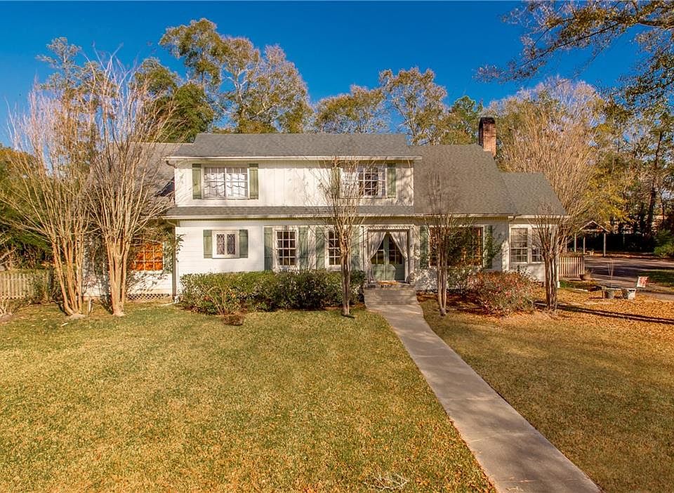 1st image of 1113 Founders Dr
