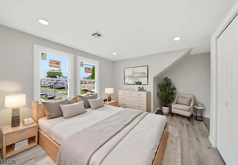 551 Schuyler Ave #2 — Photo 7