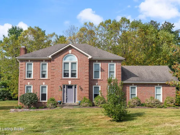 4900 Centerfield Ct, Crestwood, KY 40014