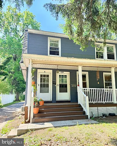 23 Carlton Ave Photo 1