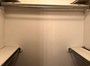 1032 NW 19th St, Moore, OK 73160