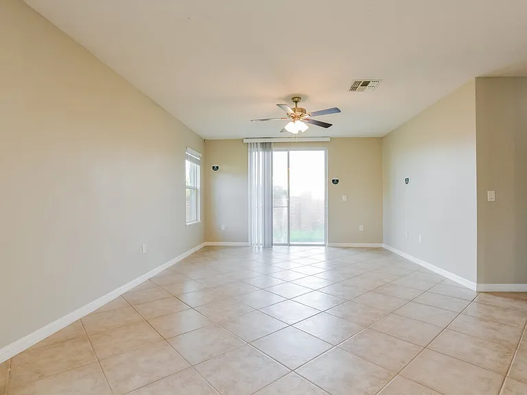 3627 Ryegrass St — Photo 8