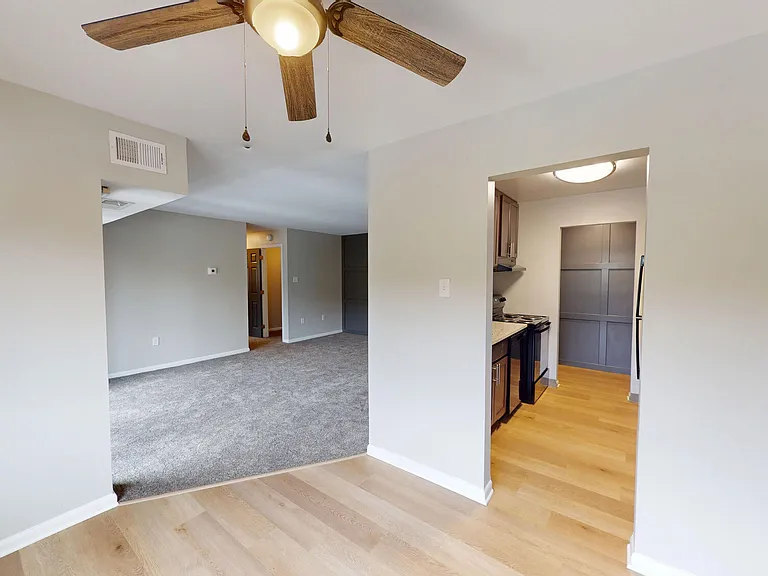 Riverwind at Chatham Park Drive — Photo 13