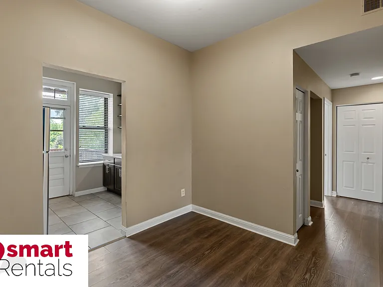 2161 Thurman Ave — Photo 20