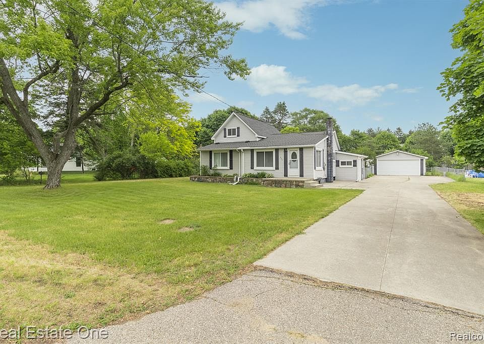 Homes for Sale near Daniel Axford Elementary School - Oxford MI