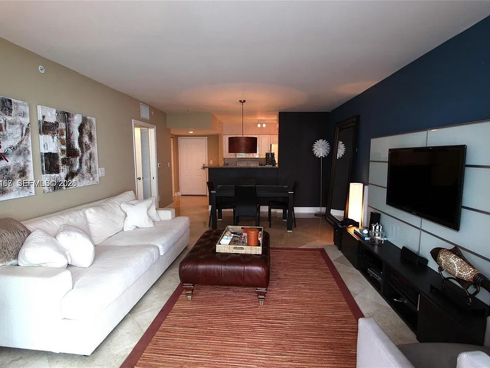 1155 Brickell Bay Dr #3107