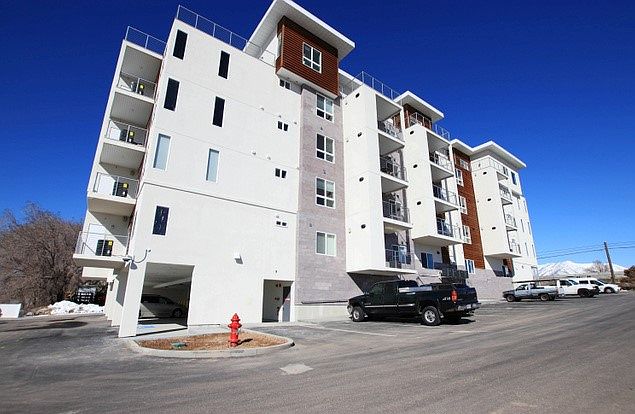 Falcon Ridge Condos