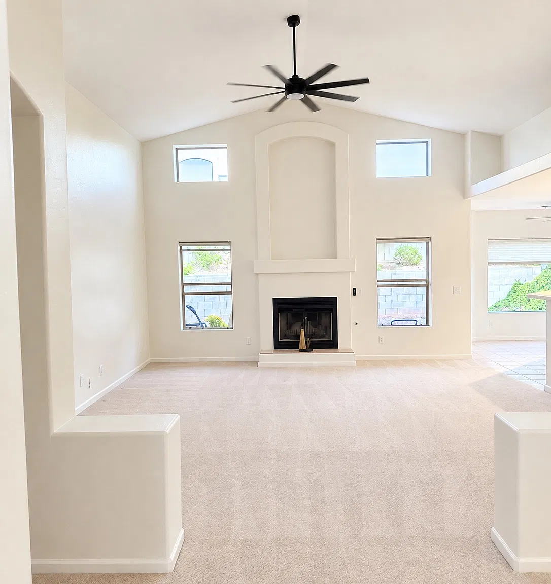 25 S Eastern Dawn Ave — Photo 3