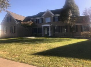 5734 Tupelo Rd, Macungie, PA 18062