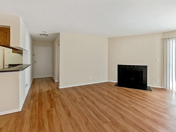5th image of 12840 Locbury Cir #12833D