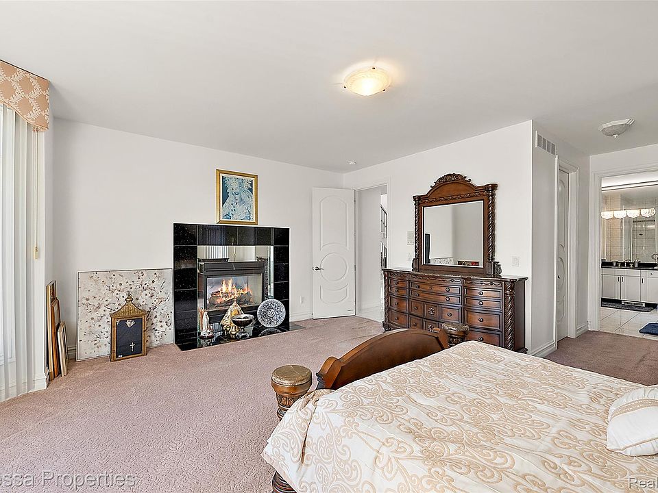 12984 Azure Dr, photo 23
