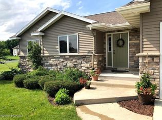 1235 Istas Ln SW, Oronoco, MN 55960