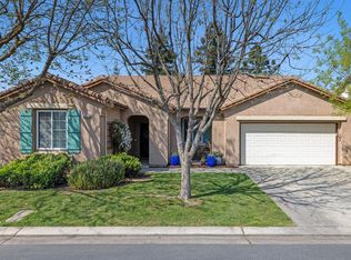 8697 N Talladega Way, Fresno, CA 93720